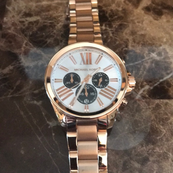 ‼️SOLD‼️ New! gorgeous Michael Kors men’s watch. - Picture 3 of 8
